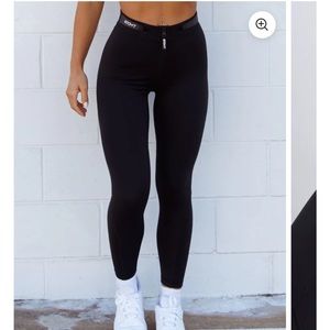 Echt Black Scrubch Leggings
